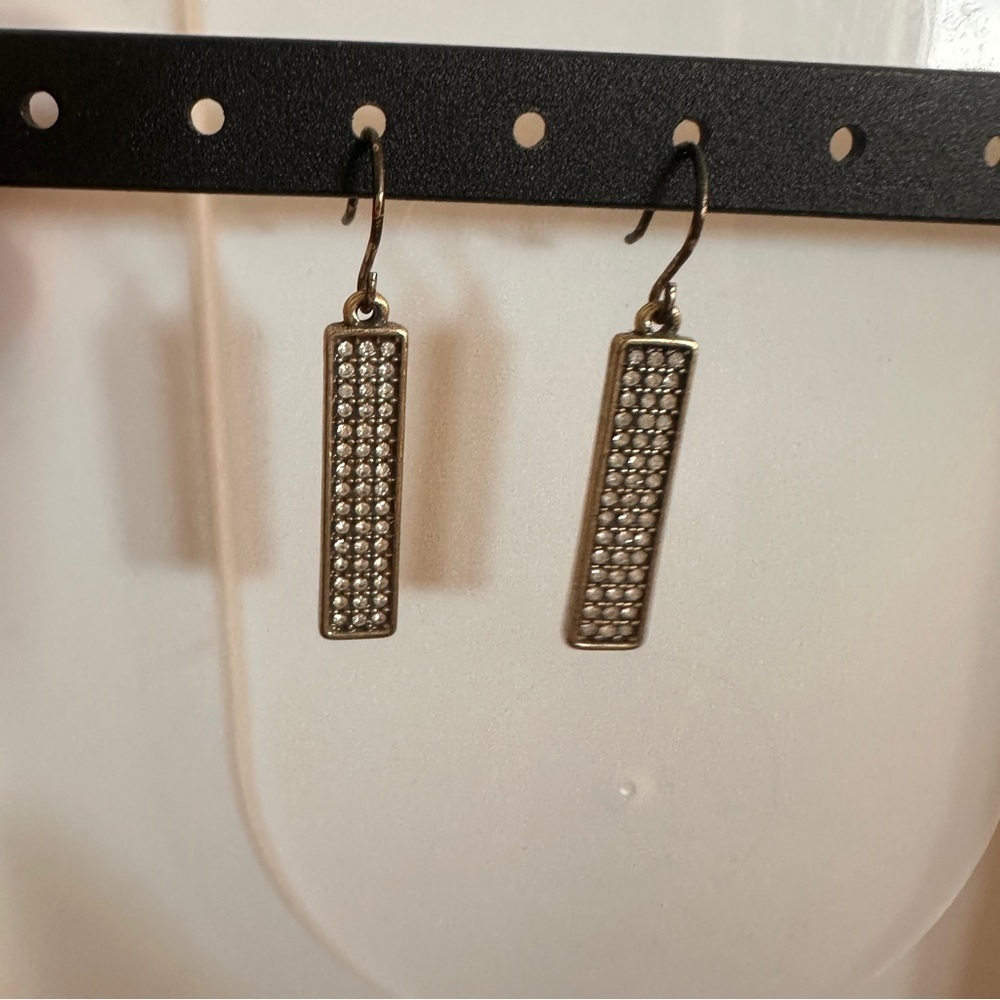 Simple Bar Style Vintage Inspired Geometric Rectangular Gold Earring Comfortable